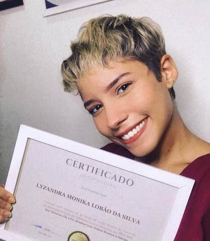 certificado-lyzandra